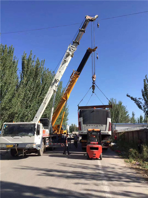 阿里港口集装箱搬运案例